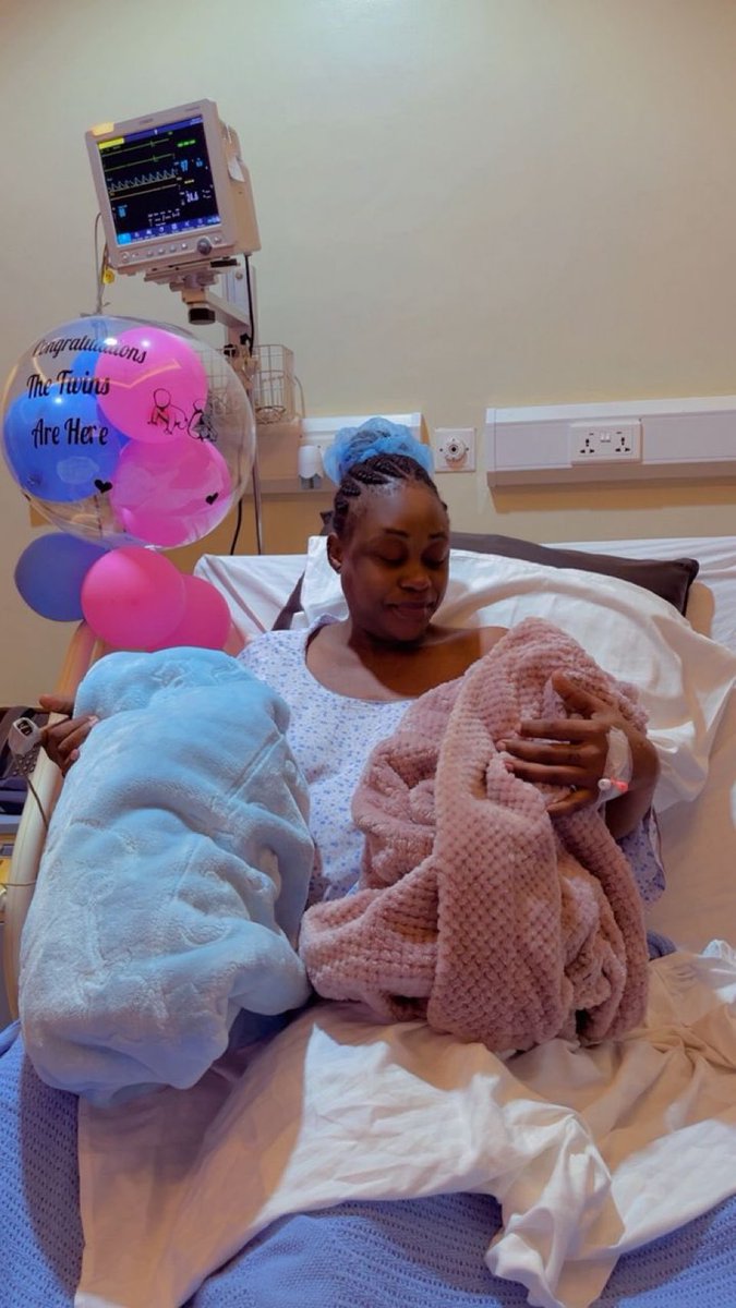 hamblepeter's tweet image. No one can hold babies like this man especially the right