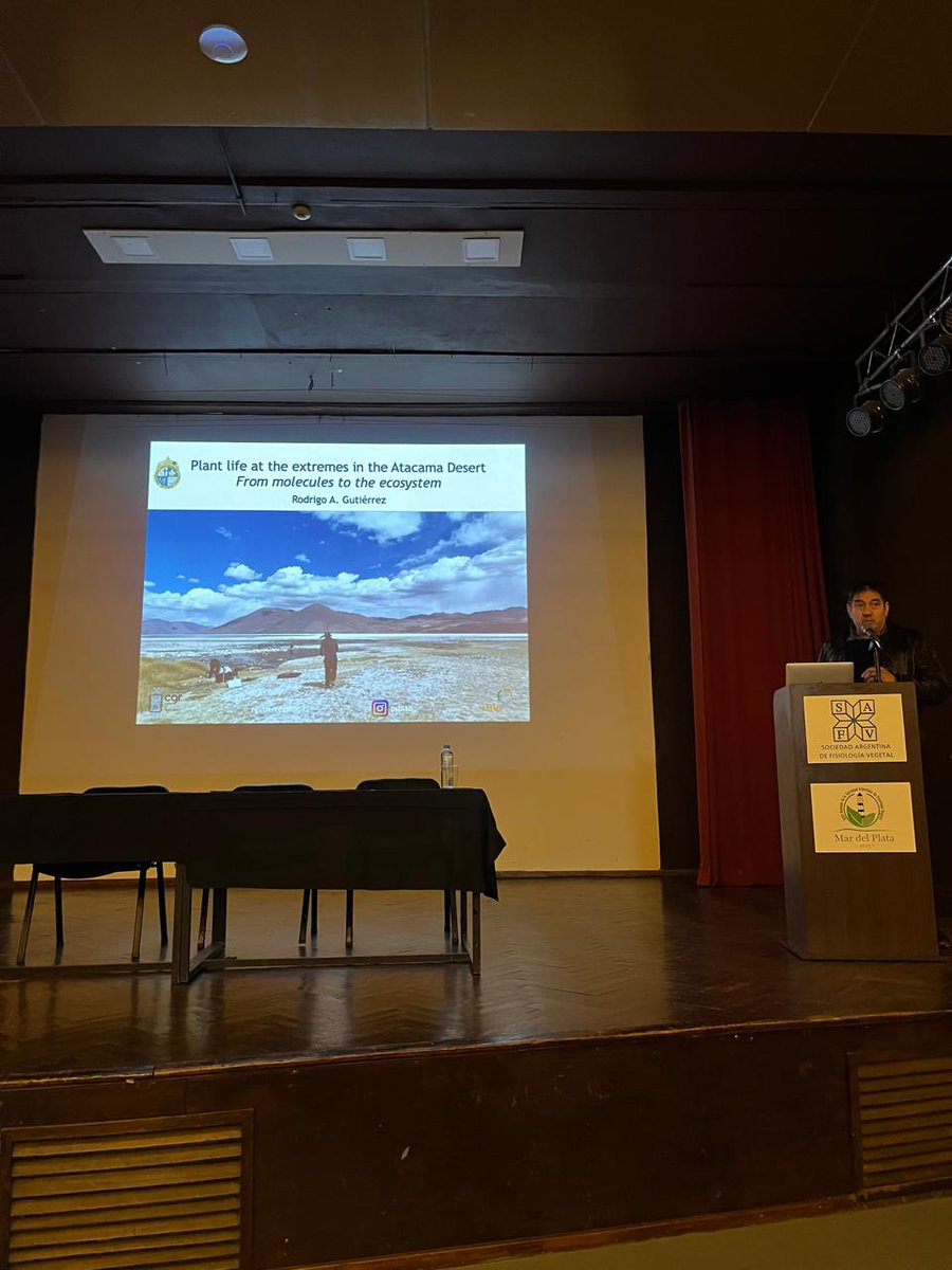 Great talk by Rodrigo Gutierrez at the RAFV. Thanks EMBO for the support that made possible to have Rodrigo here. <a href="/EMBO/">EMBO</a>  <a href="/Rodrigo_G_I/">Rodrigo A. Gutierrez</a> 
#RAFV2025