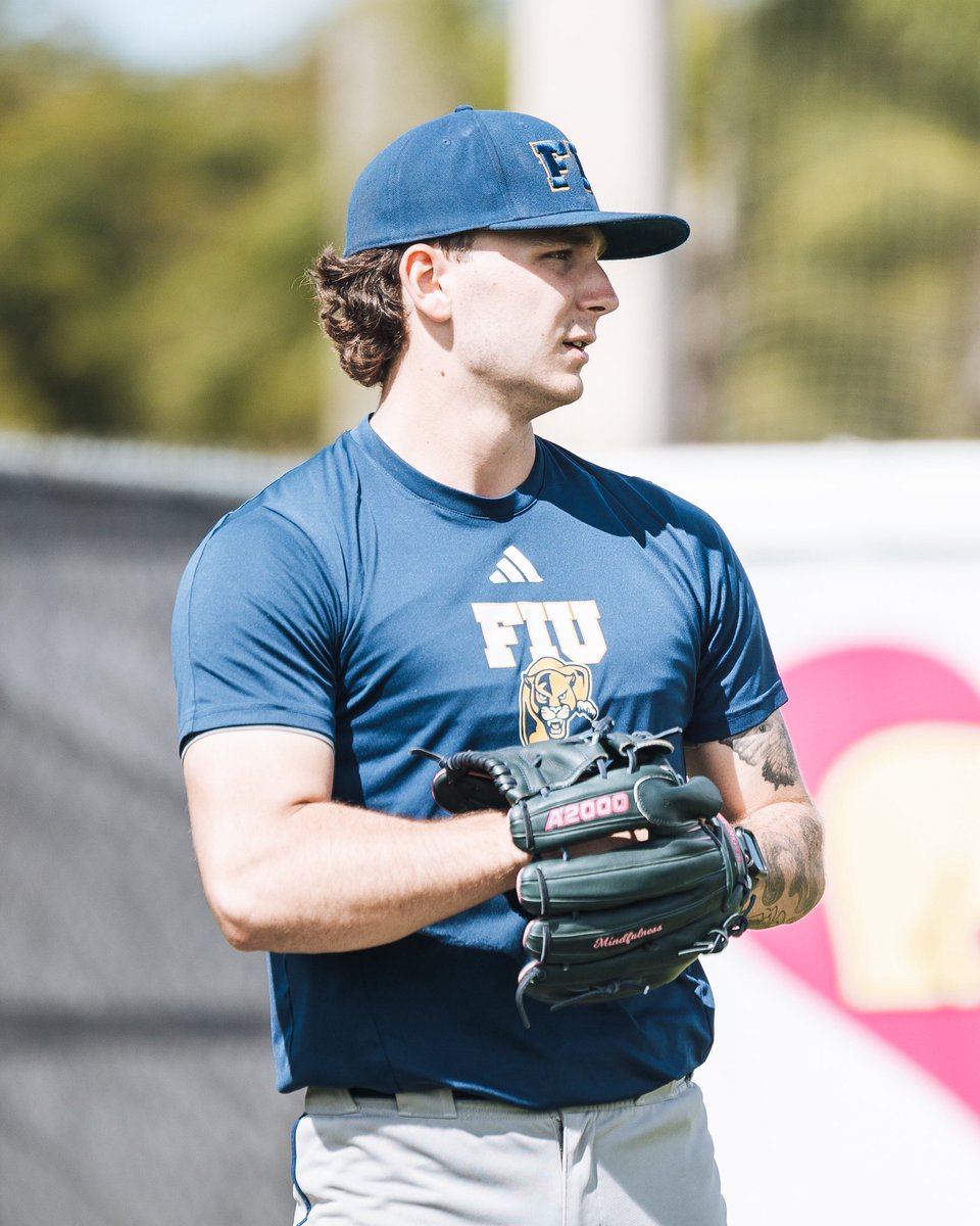 Shane Tucker (@shanebt02) on Twitter photo I played D1 Baseball for FIVE ๐๏ธ Years.
Most athletes don't โ admit the most difficult things.
I learned some BRUTAL things:
- No one cares about your past ๐
โโ๏ธ
- No one will give you the answer๐
- You set the standard โ๏ธ
Here's why it actually helped me: ๐ฅ
๐งต๐ชก... (1/8) I played D1 Baseball for FIVE ๐๏ธ Years.
Most athletes don't โ admit the most difficult things.
I learned some BRUTAL things:
- No one cares about your past ๐
โโ๏ธ
- No one will give you the answer๐
- You set the standard โ๏ธ
Here's why it actually helped me: ๐ฅ
๐งต๐ชก... (1/8)