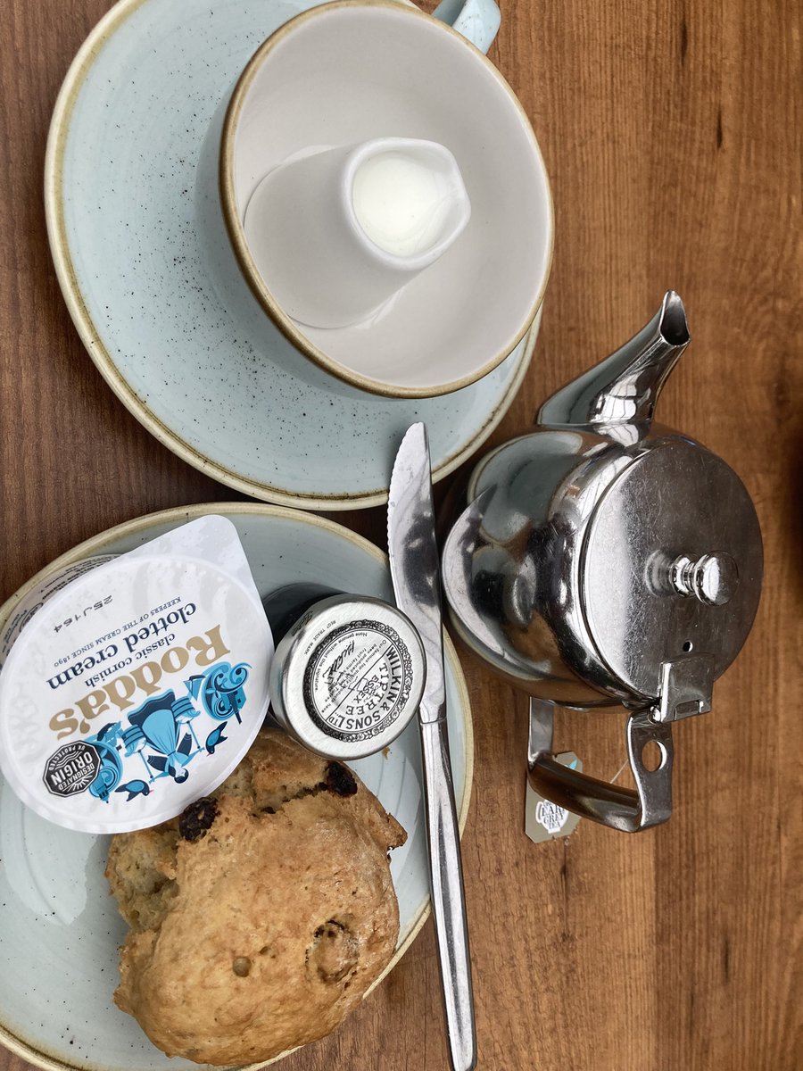 At an attempt at work - life integration I took an extended lunch break and dragged the 12yo to a national Trust property for fresh air and food!