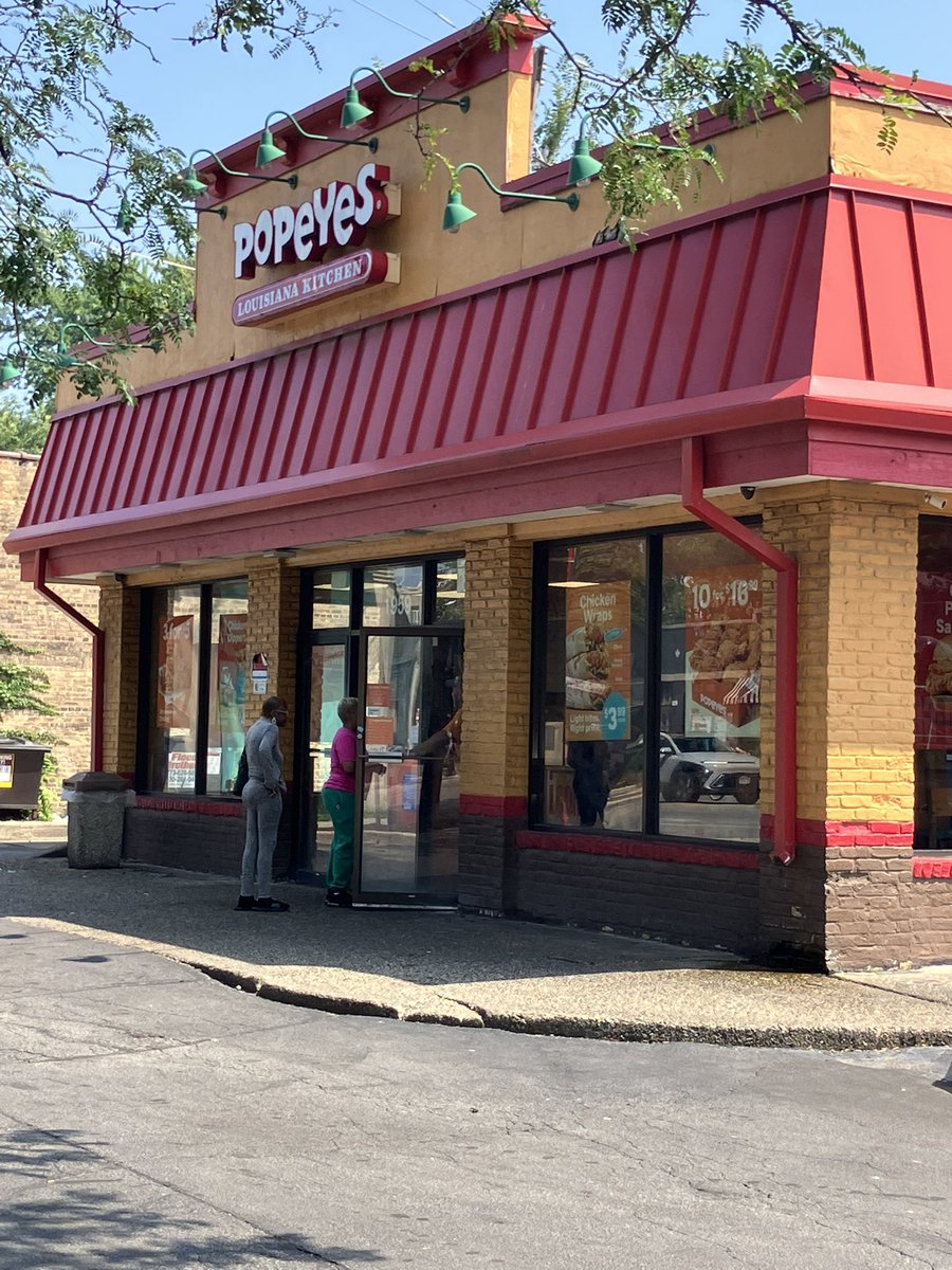 An open letter to the mayor: Treat community concerns about unhealthy food like your own evanstonscribe.com/an-open-letter…