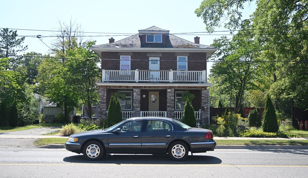 Townhouses could be built instead of 8-storey condo buildings on Thorold Road wellandtribune.ca/news/council/t…