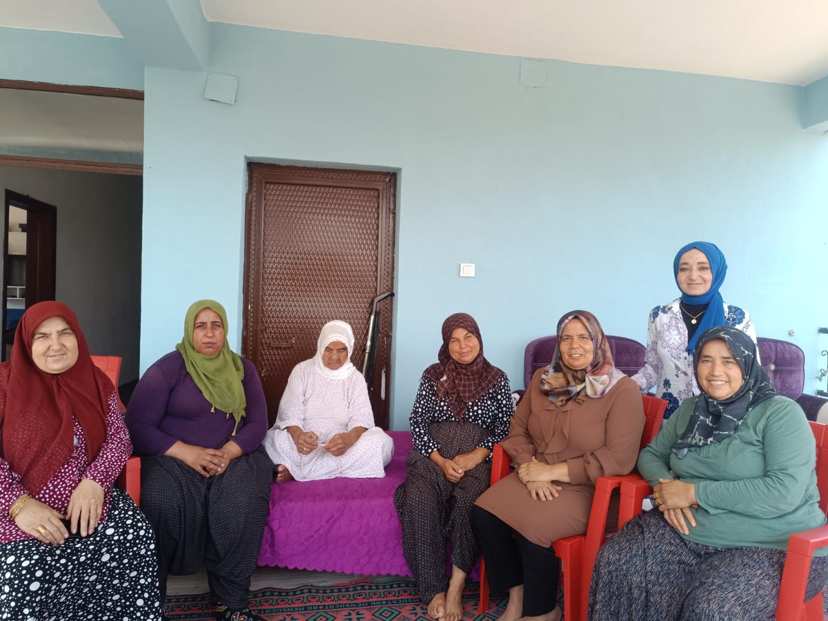 KadHassa's tweet photo. #Gülpınar
#Aktepe
#Yeni
Mahallelerimizde Ziyaretlerde bulunduk. https://t.co/M4L2MLWQxk