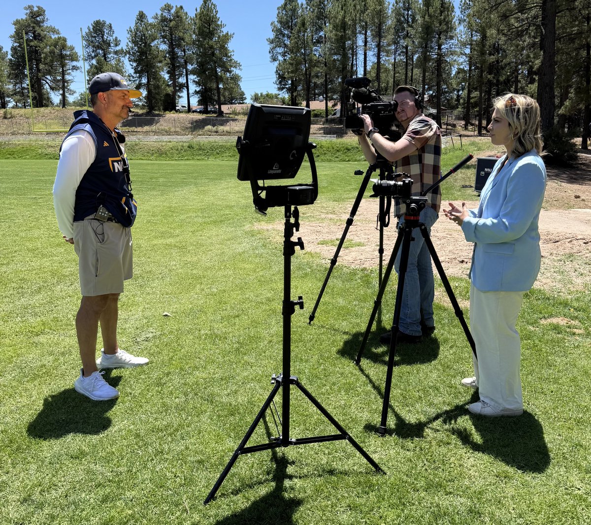 Appreciate <a href="/MasonCCarroll/">Mason Carroll</a> for coming out to <a href="/NAU_Football/">NAU Football</a> practice today!

Looking forward to getting the Lumberjacks on <a href="/azfamily/">azfamily 3TV CBS 5</a>. Phoenix media - you’re always invited up north!