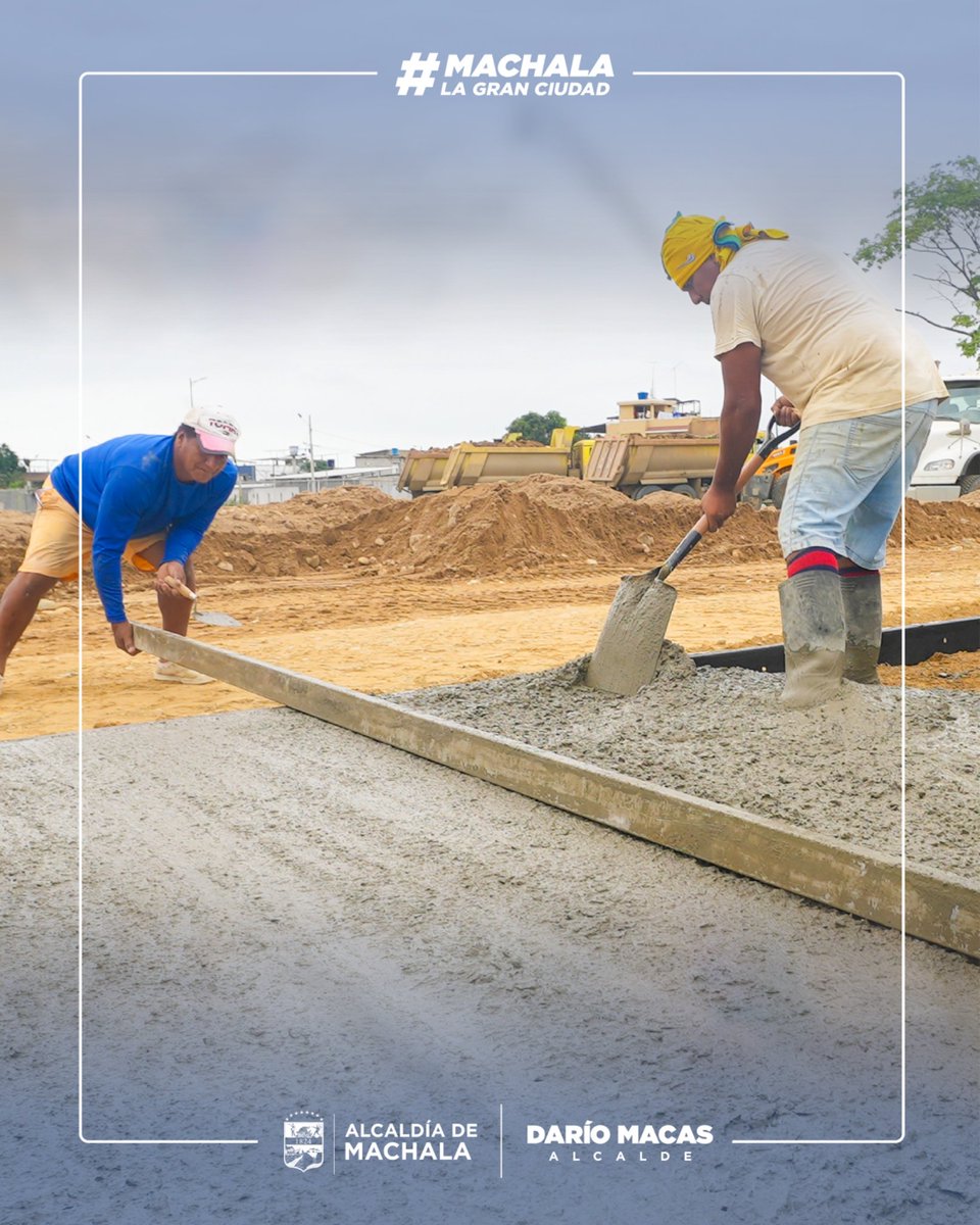Una obra que transforma la realidad del comercio en nuestra ciudad es la Plaza Bicentenario; aquí se ejecutan los trabajos de construcción para la nueva zona de parqueaderos.
Continuamos transformando a la Gran Ciudad.