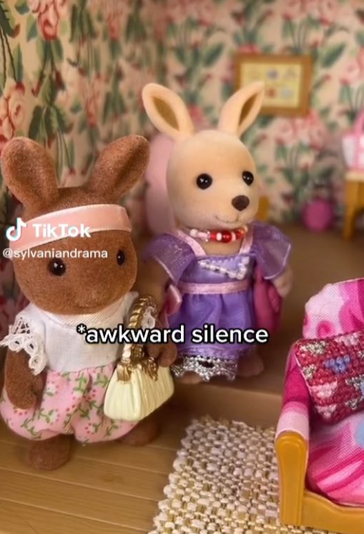 the way i was acting like my my account getting got was the worst thing to ever happen to me but now that I have a new one i have nothing to post