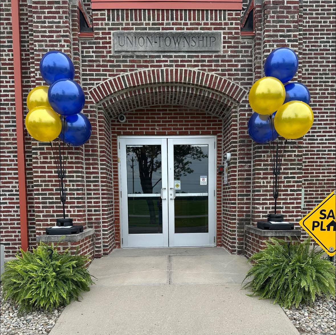 Katie Crites Smith (@kbcrites) on Twitter photo Ramblers, Happy 1st Day Eve! See you bright and early in the morning! 💛 <a href="/myfcs/">Franklin Schools</a> <a href="/fcssuper2011/">David Clendening</a> Ramblers, Happy 1st Day Eve! See you bright and early in the morning! 💛 <a href="/myfcs/">Franklin Schools</a> <a href="/fcssuper2011/">David Clendening</a>