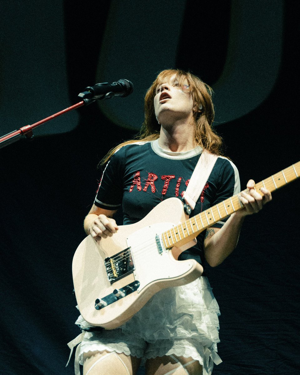 orla gartland (@orlagartland) on Twitter photo MINNEAPOLIS last night opening for <a href="/GlassAnimals/">Glass Animals</a> 🤯
omaha tonight! rise up, my midwest emos MINNEAPOLIS last night opening for <a href="/GlassAnimals/">Glass Animals</a> 🤯
omaha tonight! rise up, my midwest emos