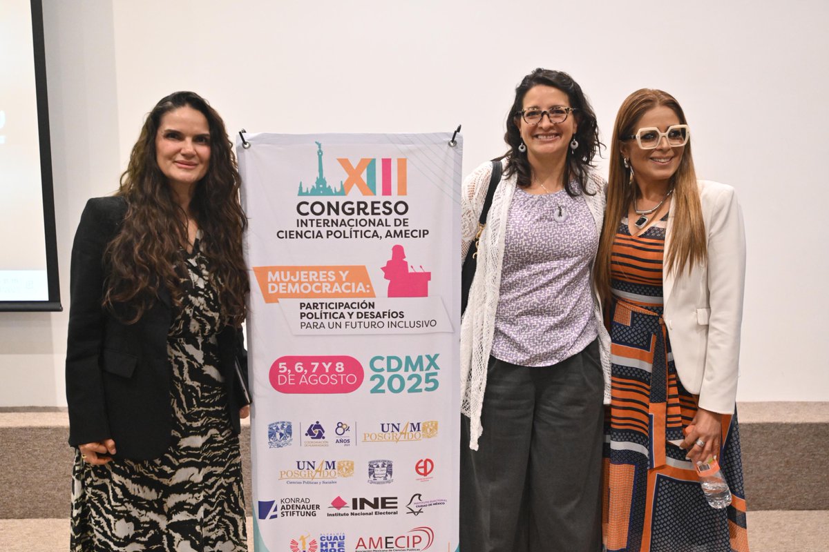 La CE <a href="/maimelguerra/">Melisa Guerra (ella)</a> participó en el XIII Congreso Internacional de Ciencia Política en la <a href="/UNAM_MX/">UNAM</a>, en la mesa “Voto de las y los mexicanos en el extranjero: resultados en el marco del Proceso Electoral Federal 2024-2025”.
#IECM