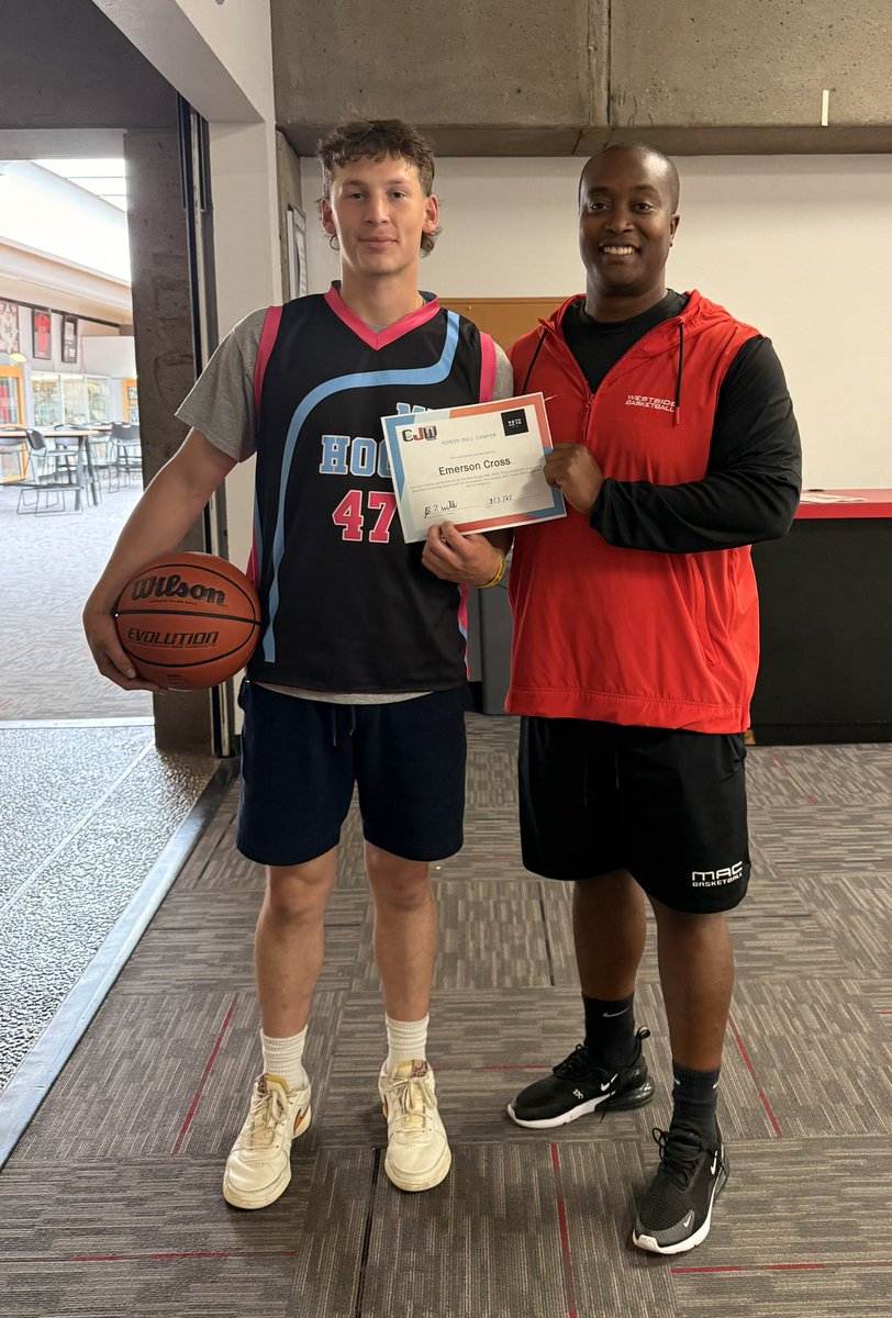 Brant Minor (@coachminor3) on Twitter photo Max Hoops EBS M.V.P. (joking known as the Most Valedictorian-esque Person).
Congrats Emerson Cross from Seward, Alaska!
Emerson stood out all weekend because of his positive energy and his ability to lead.
<a href="/CoachJonWillis1/">Coach Jon Willis</a> awarded Emerson with individual sessions with him Max Hoops EBS M.V.P. (joking known as the Most Valedictorian-esque Person).
Congrats Emerson Cross from Seward, Alaska!
Emerson stood out all weekend because of his positive energy and his ability to lead.
<a href="/CoachJonWillis1/">Coach Jon Willis</a> awarded Emerson with individual sessions with him