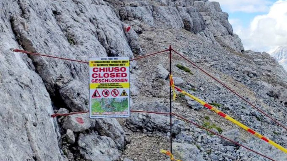 Britisk vandrer får kæmperegning efter helikopterredning nyheder.tv2.dk/udland/2025-08…