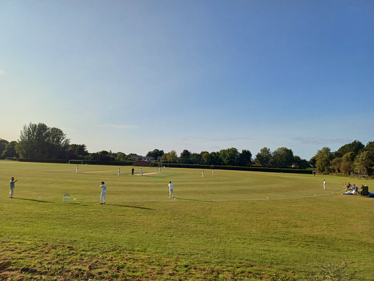 DodlestonCC's tweet photo. Great game tonight at @parkcricket unfortunately with us on the losing side! We hit 145, after a good start we were a bit short as @parkcricket finished 146-8 with 1 ball to spare. On to next season 😅 https://t.co/Lh6EF7s8sD