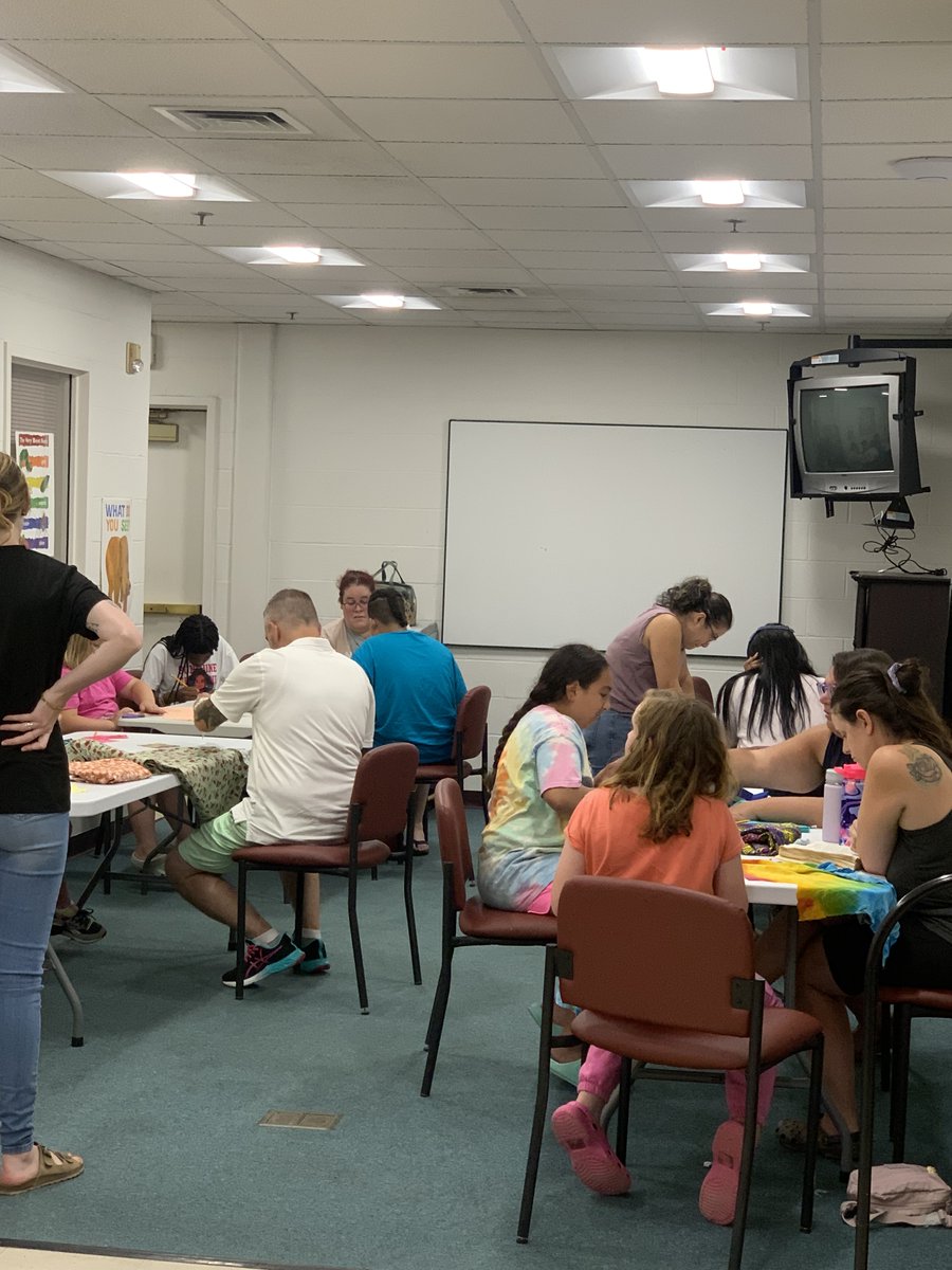 Here’s a look @ our 1st class of Intro to Sewing for Tweens. A fabulous turnout on Mon., Aug. 4th!  Kids are creating small, decorative pillows.  They chose their fabric and are cutting out their 4x4 squares.  
#kidscansew #kidscrafting #dplctlibrarycrafters