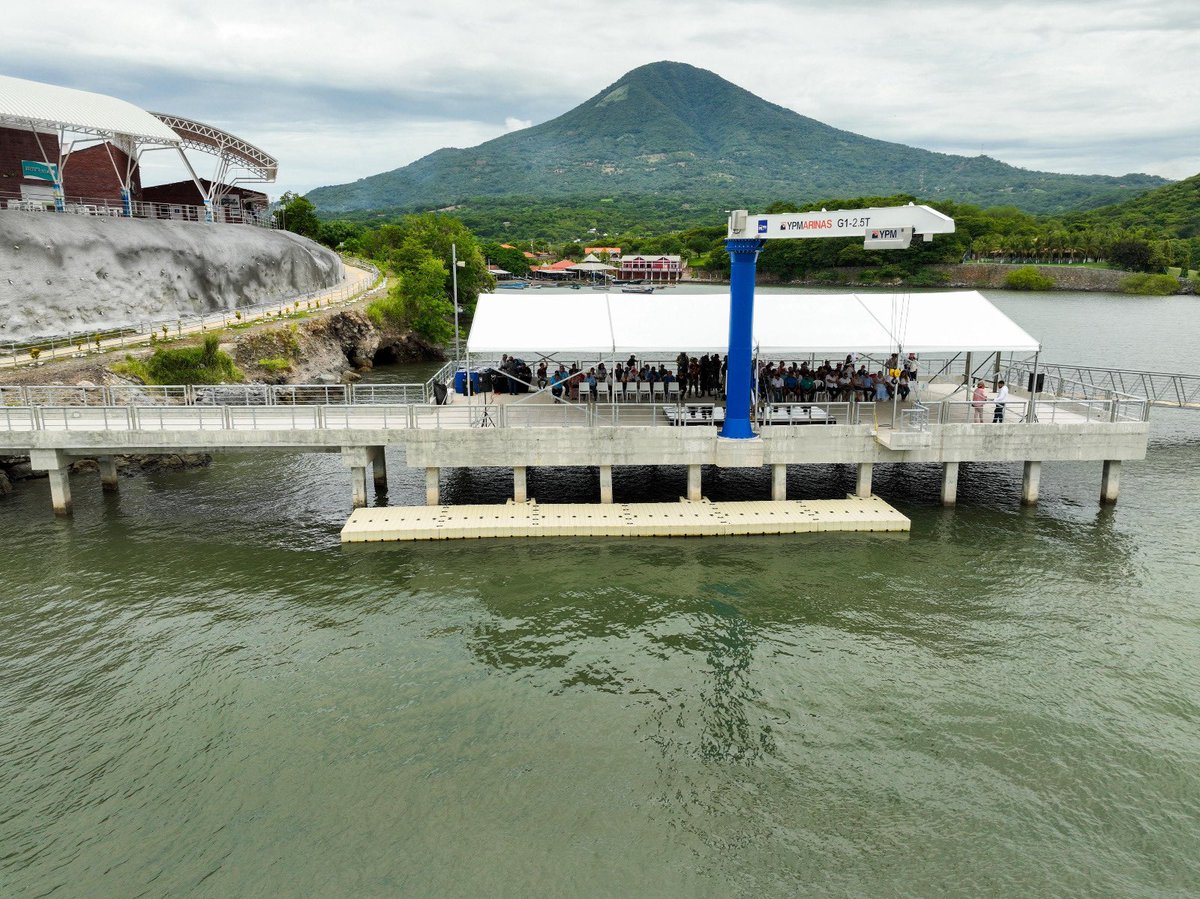 #NuevasObras | 🎣🐟 En Punta Chiquirín, #LaUnión, se ha inaugurado un muelle que beneficiará a los pescadores locales. 

Esta obra busca mejorar las condiciones laborales y ofrecer mayores oportunidades a las familias de la comunidad.