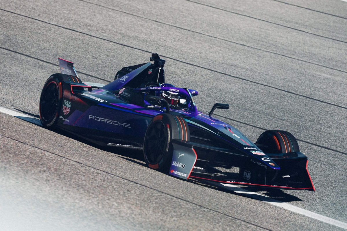 In Season 11 <a href="/PWehrlein/">Pascal Wehrlein</a> was the best qualifier with an average qualifying position of 5.3 (the same as his average in Season 10).