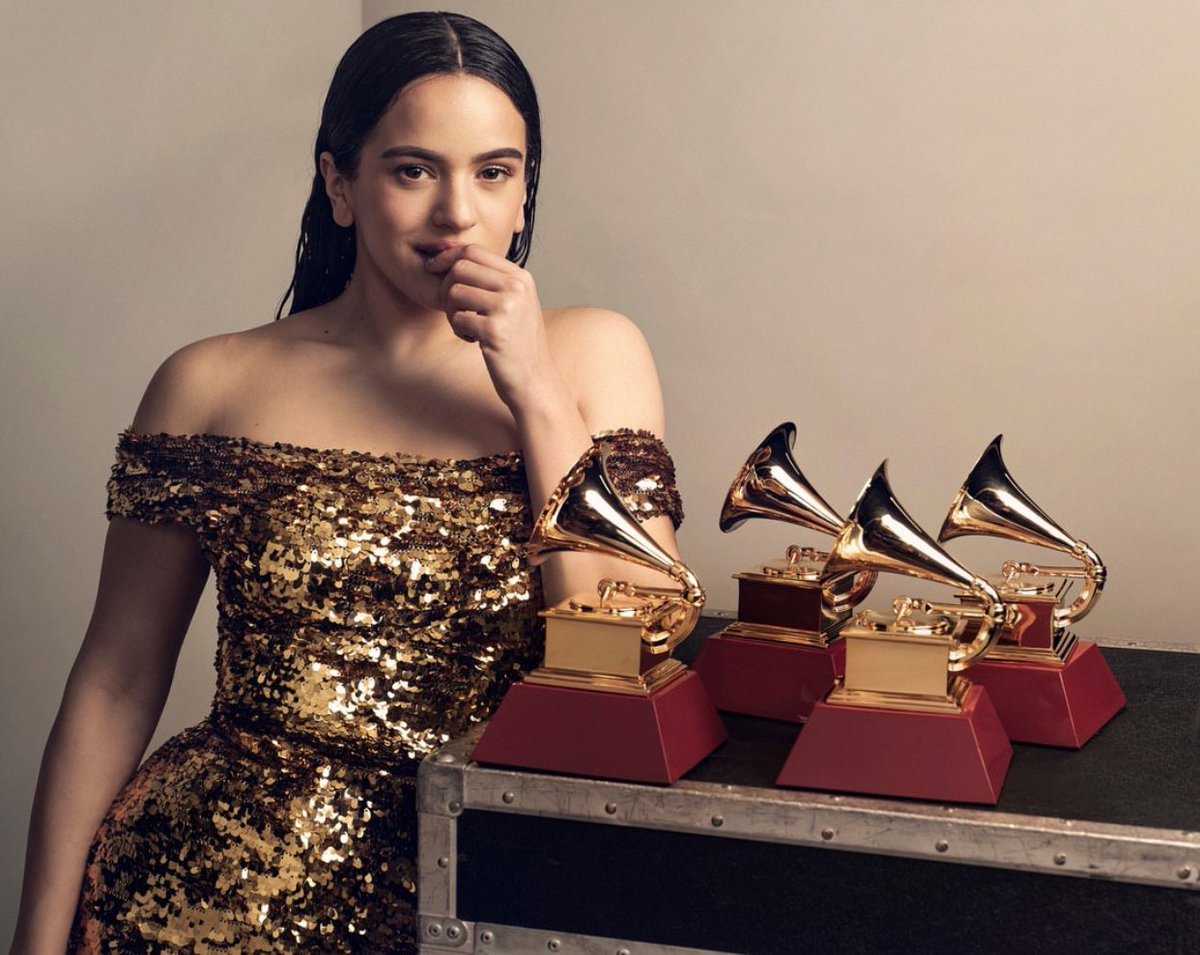 Gustavo Santaolalla (compositor de ‘The Last of Us’ y ‘Brockeback Mountain’): “El valor de un artista se consagra en el tiempo no por una imagen, sino por su talento. Rosalía podría tener unos videoclips horribles, pero seguiría siendo increíblemente genial por su maestría”.