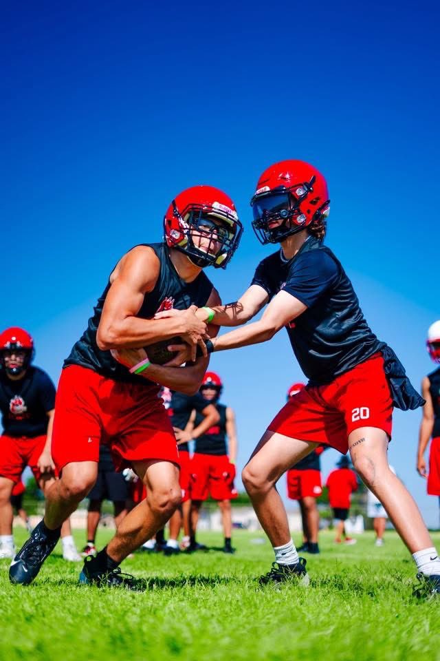 KristyKellyRoxx's tweet photo. My QB doin his thing! Big prayers for a great senior year! #Bmoney https://t.co/UTZU9eVz2Q