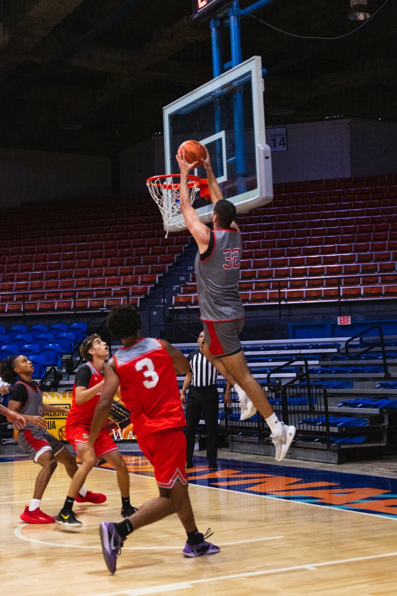 LamarMBB's tweet photo. Today, Lamar basketball defeated University Of Ana G Mendez 87-61. Cardinals held Mendez to 37% FG while forcing 16 Turnovers.

Leading scorers today were Andrew Holifield with 19 Points, 5-7 3Pt Line 5 Rebs
Rob Lee Jr. 14 Pts 3-5 3 Pt Line 
BB Knight 14 Pts 4-10 3 Pt Line https://t.co/RJcHoG7hm3