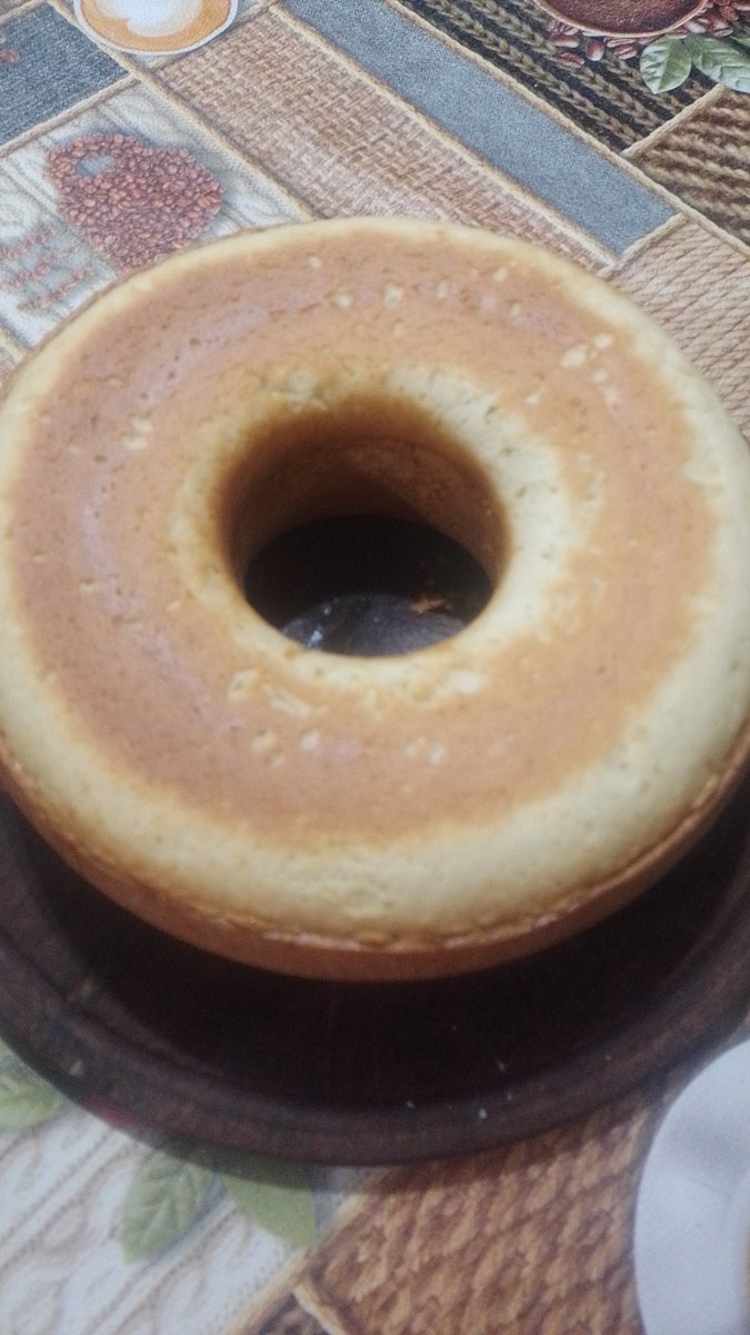hice mi primer bizcochuelo y salió igual a los q hace mi mamá nyeheehejehe