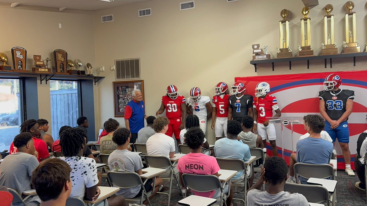 Thank you to <a href="/CHAMPRO_Sports/">CHAMPRO®</a>, <a href="/JDWoodMSU/">JD Wood</a> <a href="/PeytonHouston8/">Peyton Houston 2027 QB</a> &amp; Evangel Christian Academy for having us for your new <a href="/CHAMPRO_Sports/">CHAMPRO®</a> ICON uniform reveal &amp; media day! We, at Tommy’s Tees are honored to be a part of God, Family, Football!