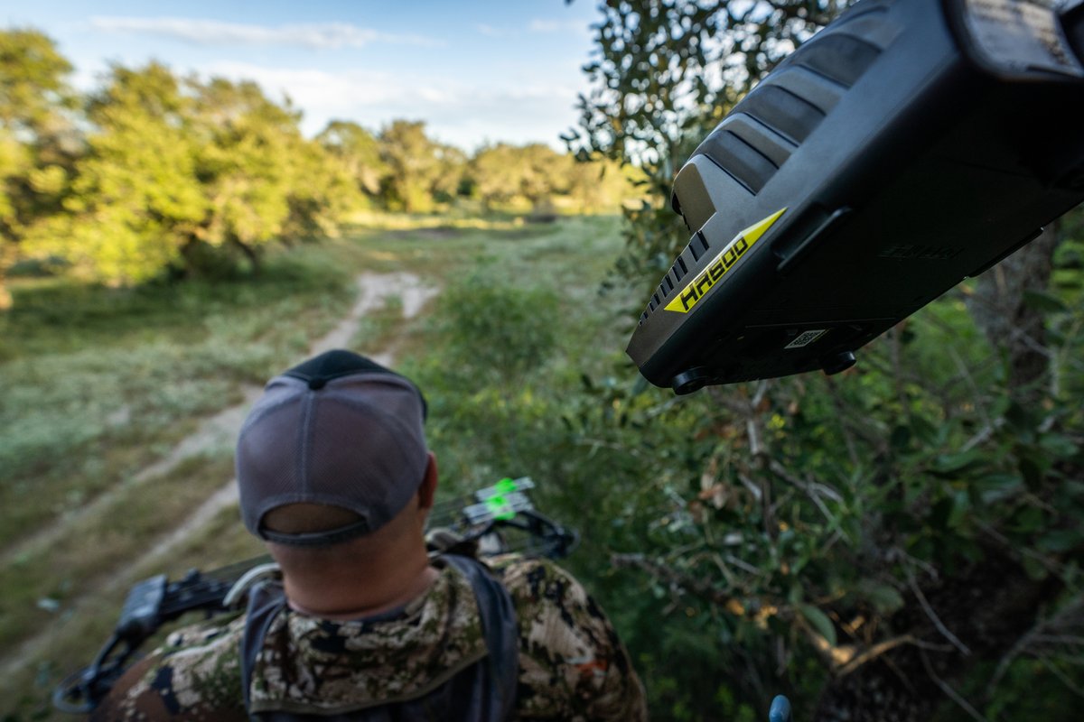 A battle with the Texas heat. 

#ozonics #ozonicshunting #hr600 #texas #heat #nilgai #bowhunting