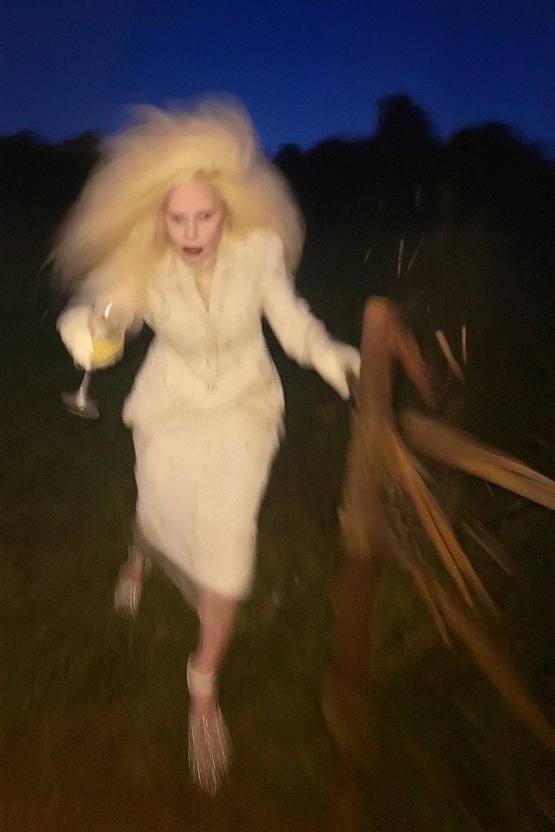"Lady Gaga’s leaked video dead dance"
Gaga: