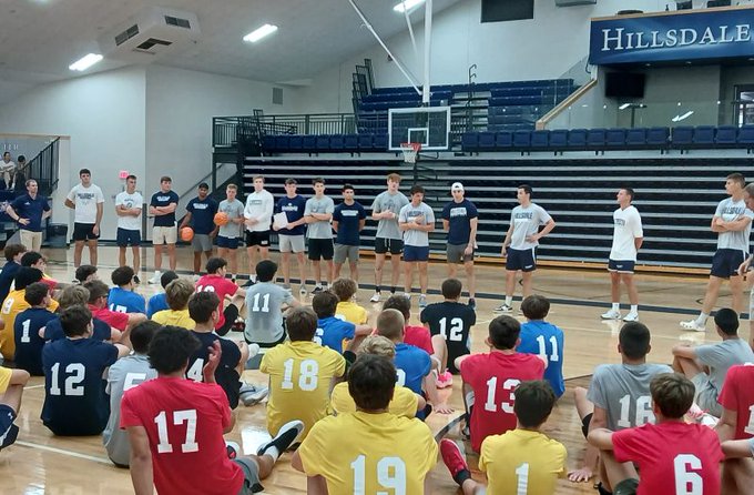 Hillsdale Elite Camp – 5 Standout Guards
<a href="/PrepHoopsMI/">Prep Hoops Michigan</a> <a href="/PrepHoopsOH/">Prep Hoops Ohio</a> <a href="/ChargerMBB/">Hillsdale Men's Basketball</a> <a href="/CoachBradley/">Keven Bradley</a> <a href="/BraedenP_3/">Braeden Proctor</a> <a href="/Jackson_McLaugh/">Jackson McLaughlin</a> <a href="/iamjrbates/">JR Bates</a> <a href="/e10cooley/">Emmanuel Cooley</a> <a href="/BraydenBmoney1/">Brayden Williams</a> <a href="/chartfield140/">Carter Hartfield</a> <a href="/luke_thomason2/">Luke Thomason</a>
prephoops.com/2025/08/hillsd…