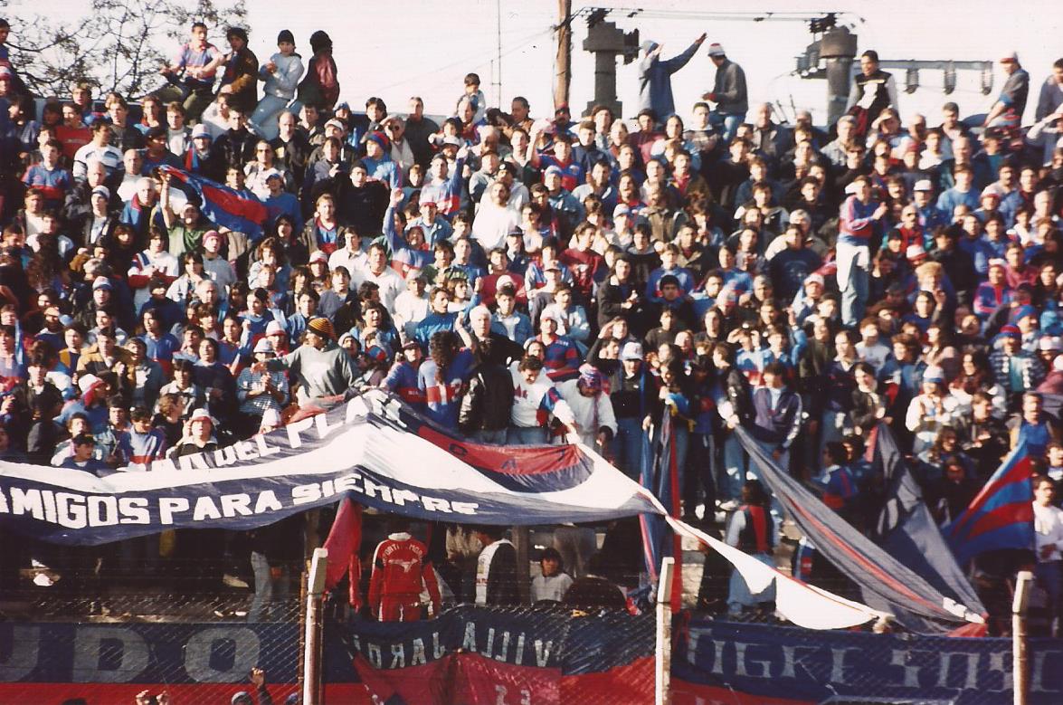 1995 : Tigre 0-0 Argentino de rosario . Estadio : Platense .