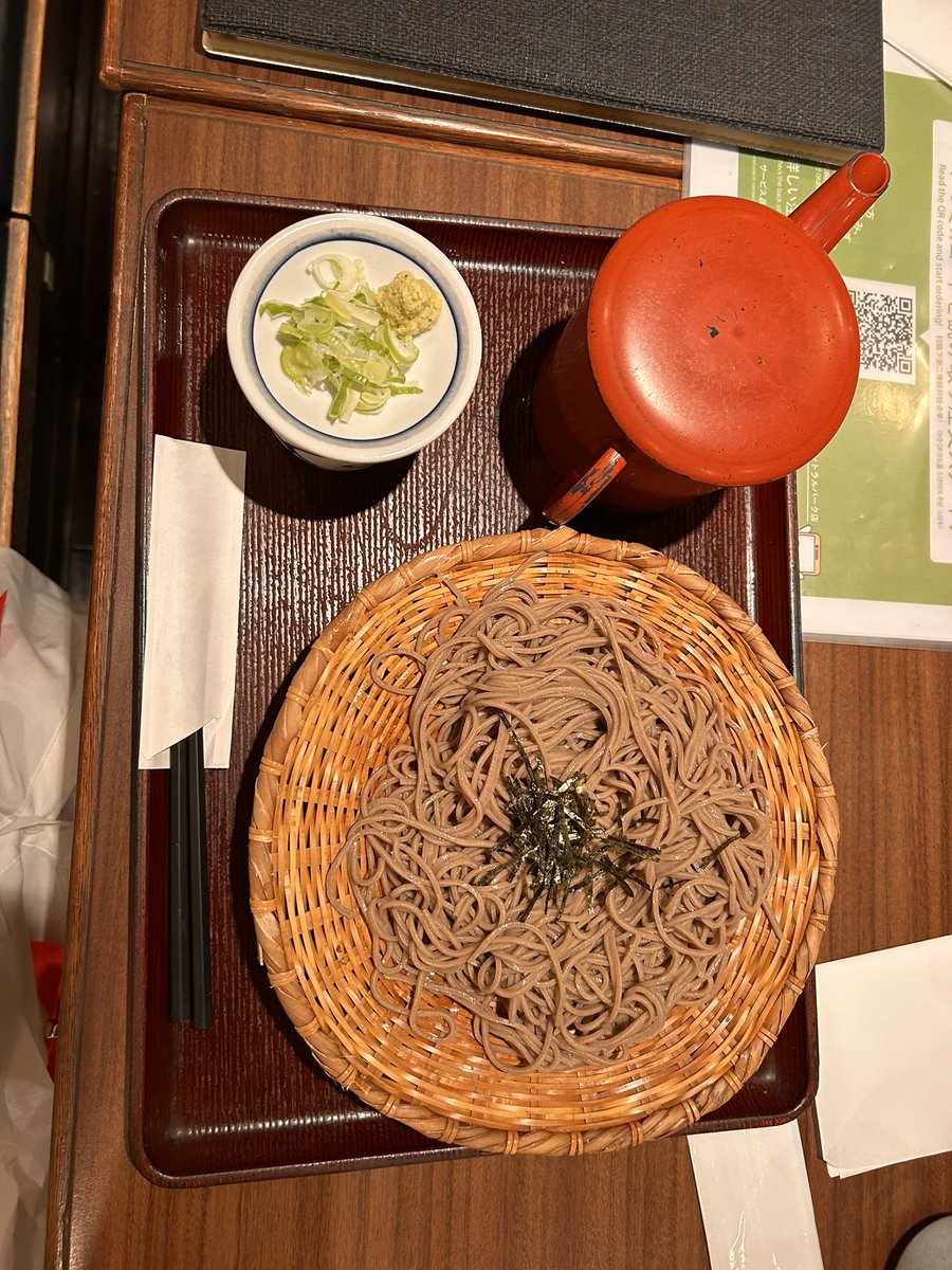 おはようございマス！足の力がやや抜けかけておりますが40分かけて職場に行きますワ！
明日はﾜﾀｼの診療日なので
…無茶はしないどきましょ( ˊ̱˂˃ˋ̱ )