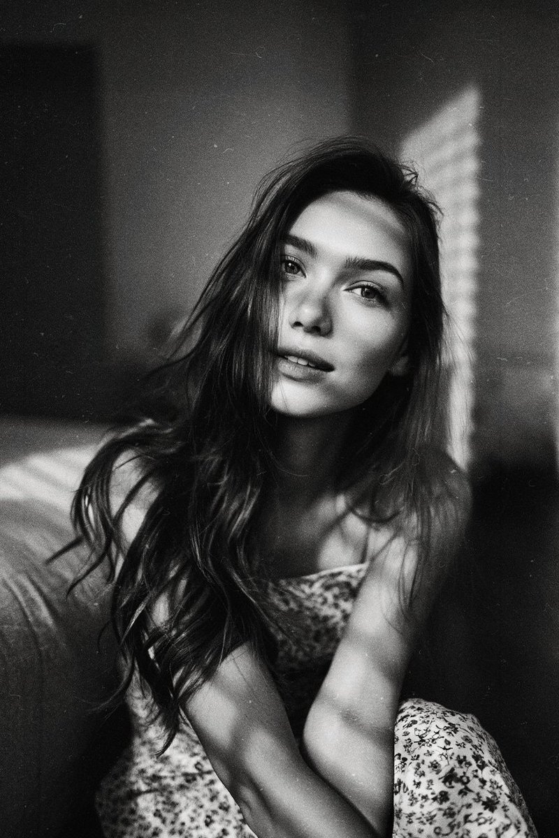 barhatovcom's tweet photo. “Slow Touches of Morning”
(Prompt in the second art)
#promptshare
#aiportrait #ai_photography #reveart #reveimage #blackandwhite #portrait #woman #aiart #bnw #dark #bw #face #closeup #digitalart #aiartwork #digitalart #BskyArt #generativeart #visualarts
https://t.co/3ZCxbTrKqo https://t.co/ipzgGYHI4Q