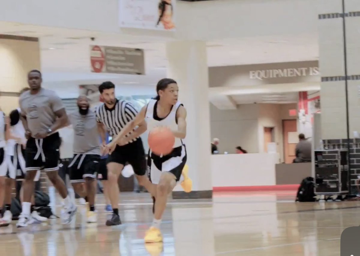Justina Knight (@justina_knows) on Twitter photo Prospect: DeLoni Pughsley
Pos: G
Class: 2029
Key O’s/D’s: Offensively, Witty guard w/ Natural & fluid scoring ability; pull-ups, step-backs to create space & getting inside the paint. Defensively, crowds dribbler w/ constant pressure making dribbling & passing more challenging. Prospect: DeLoni Pughsley
Pos: G
Class: 2029
Key O’s/D’s: Offensively, Witty guard w/ Natural & fluid scoring ability; pull-ups, step-backs to create space & getting inside the paint. Defensively, crowds dribbler w/ constant pressure making dribbling & passing more challenging.