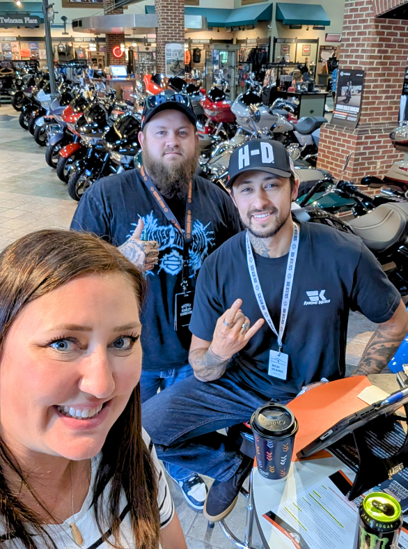 PROconsultngllc's tweet photo. Great things happen in #dealership stores, in the mix, and side by side. Shoutout to our team member, Sheila, and the Harvey crew for making every visit count. ✌️ This is partnership in motion, grounded in connection and focused on growth. https://t.co/jGC1BMQe1l