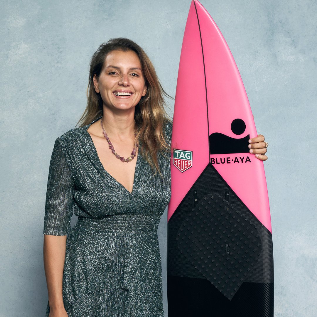 Utah Film Center (@utahfilmcenter) on Twitter photo TONIGHT! Join us at <a href="/altaperuvian/">Alta Peruvian Lodge</a> for an outdoor screening of MAYA AND THE WAVE—the true story of surfer #MayaGabeira.
🎶 Live music at 7:30pm
🎥 Film at 8:30pm
🎟️ Tickets at bit.ly/3IUQhdy
#MayaAndTheWave #OutdoorScreening #UtahFilmCenter TONIGHT! Join us at <a href="/altaperuvian/">Alta Peruvian Lodge</a> for an outdoor screening of MAYA AND THE WAVE—the true story of surfer #MayaGabeira.
🎶 Live music at 7:30pm
🎥 Film at 8:30pm
🎟️ Tickets at bit.ly/3IUQhdy
#MayaAndTheWave #OutdoorScreening #UtahFilmCenter
