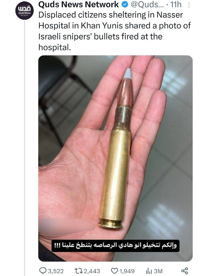 Knap hoor! Zogenaamd een enorme kogel afvuren op een ziekenhuis zonder dat de kogel uit de huls komt en volledig onbeschadigd, niet vervormd en intact is. Of heeft de IDF de kogel met de hand richting een kussen gegooid of zo? Zijn er werkelijk mensen die in deze onzin trappen?