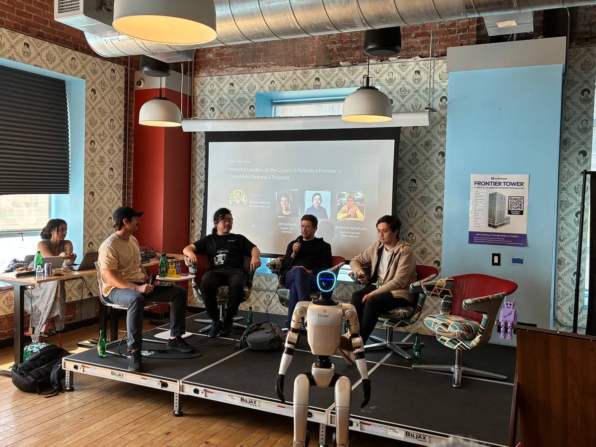 Robo Con (@robocon_ai) on Twitter photo 🤖 Happening now:
Jan Liphardt (@Openmind_agi), Bayley Wang (@PrismaX_AI), and Lawrence Opferkuch (@Reborn_agi) are revealing how crypto and robotics are building a new era of machines, moderated by Steve Willinger (<a href="/theBBFund/">Blockchain Builders Fund</a>).
🎥 Live stream: youtube.com/live/3tOSyi16i… 🤖 Happening now:
Jan Liphardt (@Openmind_agi), Bayley Wang (@PrismaX_AI), and Lawrence Opferkuch (@Reborn_agi) are revealing how crypto and robotics are building a new era of machines, moderated by Steve Willinger (<a href="/theBBFund/">Blockchain Builders Fund</a>).
🎥 Live stream: youtube.com/live/3tOSyi16i…