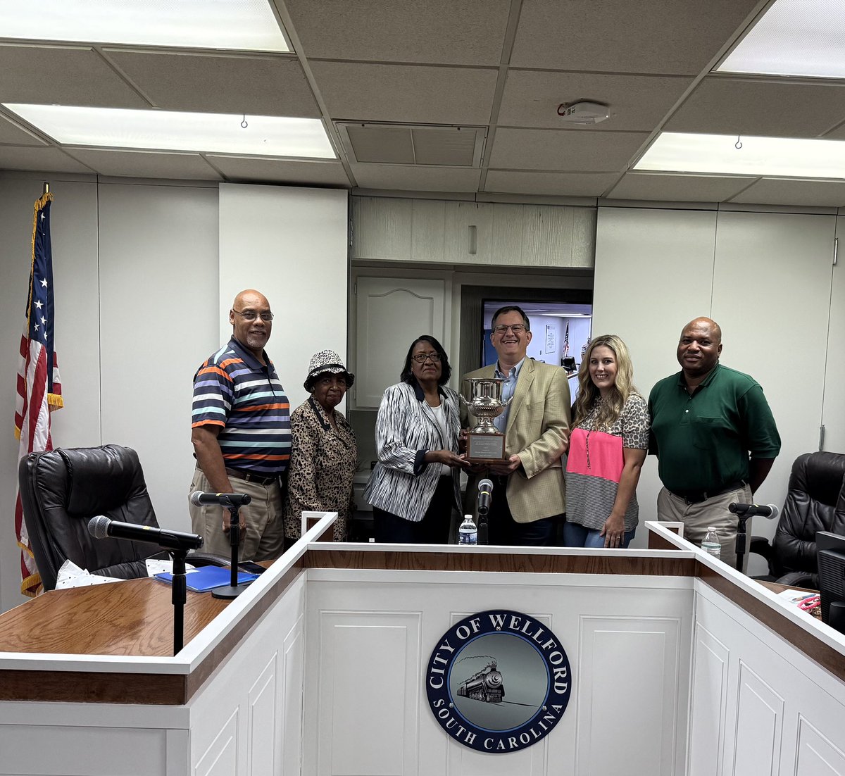 Charlie Barrineau (@charlieb_sc) on Twitter photo Enjoyed representing <a href="/MuniAssnSC/">Municipal Assn of SC</a> 2night at the City of Wellford Town Council meeting. They r the 2025 Achievement Award winner n the Public Safety category. Learn more abt the Wellford Police Dept’s Blessing Box program. Way to go! #strongSCcities
vimeo.com/1103804577 Enjoyed representing <a href="/MuniAssnSC/">Municipal Assn of SC</a> 2night at the City of Wellford Town Council meeting. They r the 2025 Achievement Award winner n the Public Safety category. Learn more abt the Wellford Police Dept’s Blessing Box program. Way to go! #strongSCcities
vimeo.com/1103804577