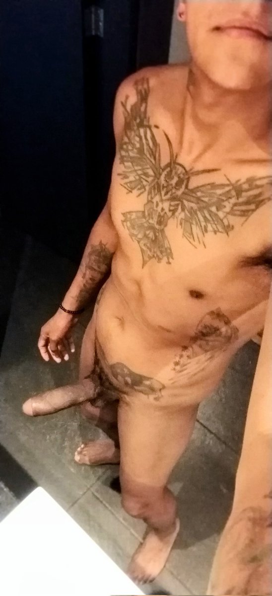 DeLeon960's tweet photo. 🍑 ? https://t.co/9p0KlKwkD6