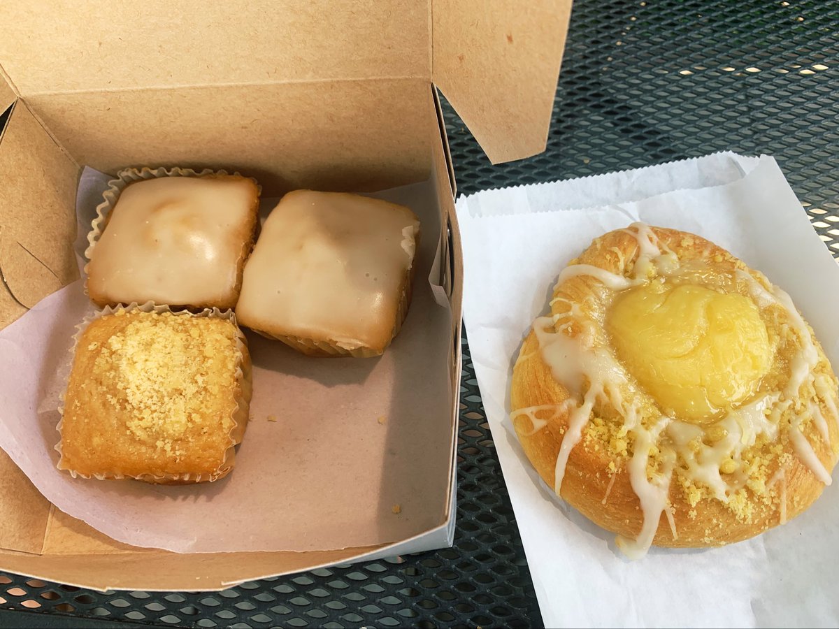 Anatola Doodles WIPs & FOOD! tweet media