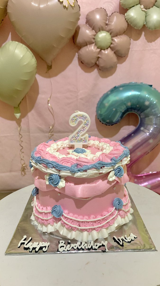 nalaila__'s tweet photo. @FFOODFESS Ini birthday cake anakku🥰 https://t.co/SGfCqHAw4E