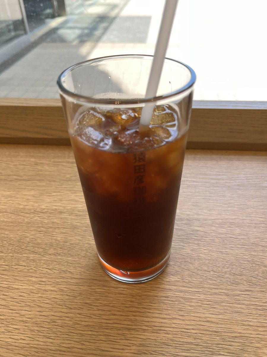 外を歩く前に
つい休憩してしまう😅
あちぃ