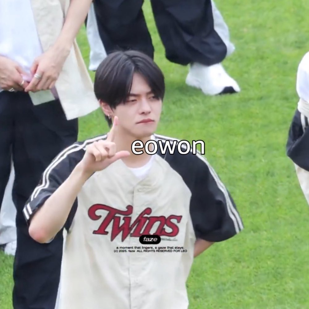 ﹒ (@leowoned) on Twitter photo 