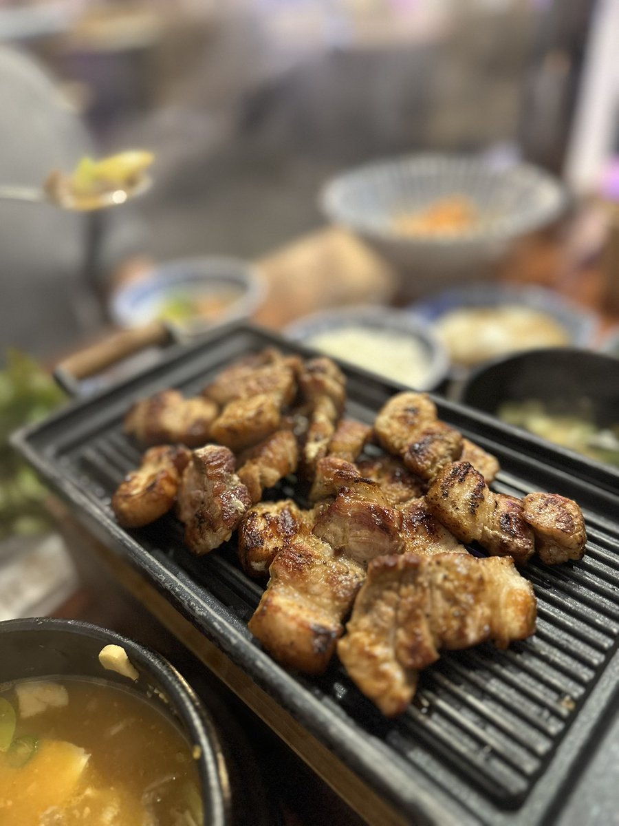 P in 🌍 tweet media