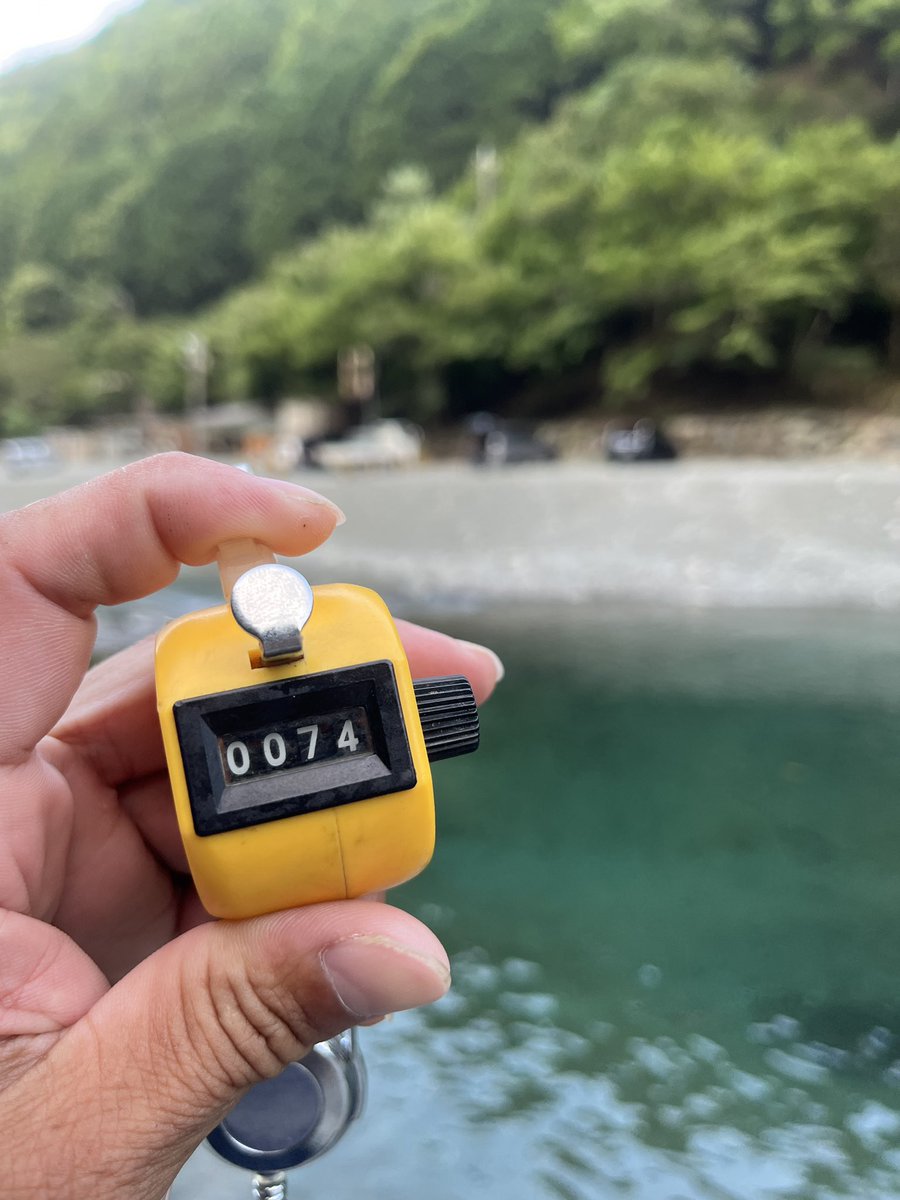 nattyo___w's tweet photo. #うらたんざわ渓流釣場
8月5日（火）1日

仕事の疲れでなかなか起きれなく
久々に朝からラスト！

ちょくちょく行ってが釣果は、
30も行かなく
ポストもしなくてもいいかなって

でも、今日は違って
夏にしては、釣れました

釣果74🐟 
#釣れたルアー は、まとめてます。
#エリアトラウト　#ニジマス https://t.co/zK6D9zFhUo