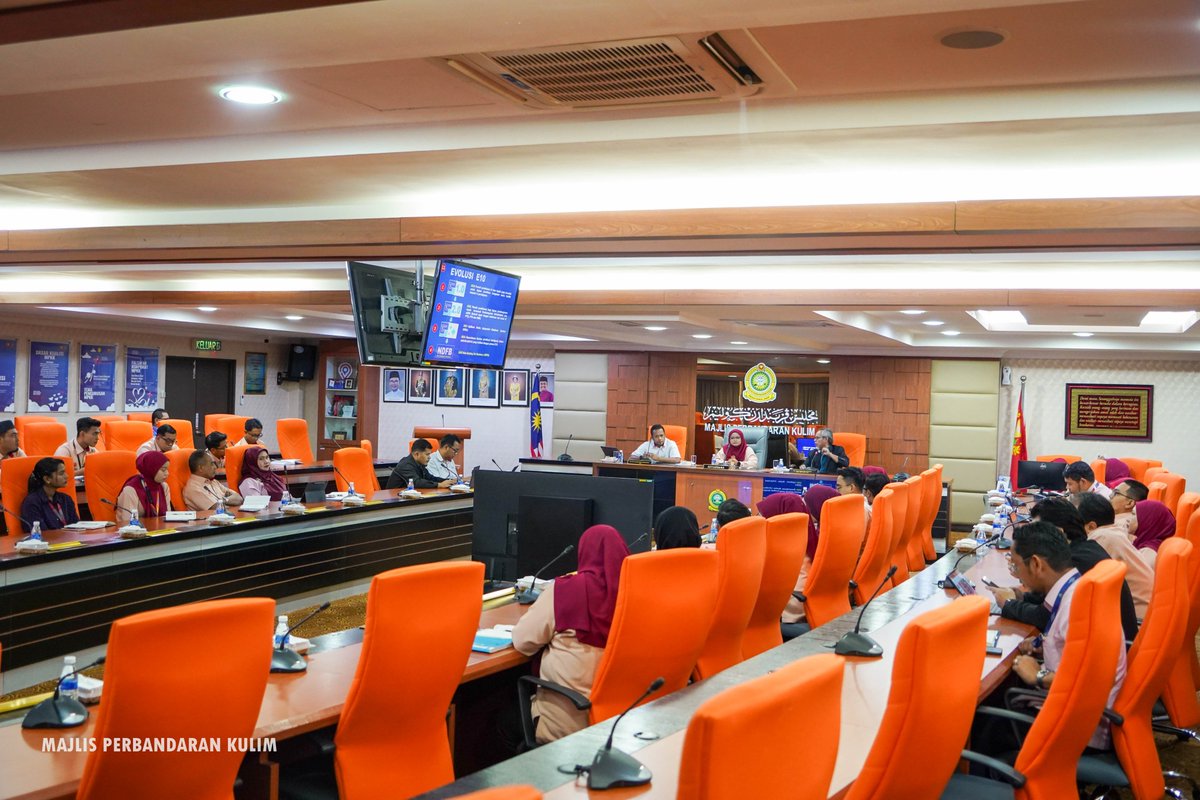 mpkulim's tweet photo. 𝐌𝐏𝐊𝐊 𝐏𝐄𝐑𝐊𝐀𝐒𝐀 𝐏𝐄𝐑𝐊𝐇𝐈𝐃𝐌𝐀𝐓𝐀𝐍 𝐀𝐖𝐀𝐌

Maklumat:
📌https://t.co/1KNG4xT2IV

#MPKK
#RKB2025
#MajlisPerbandaranKulim
#MPC
#KulimSmartCity https://t.co/jVl1zPYss7