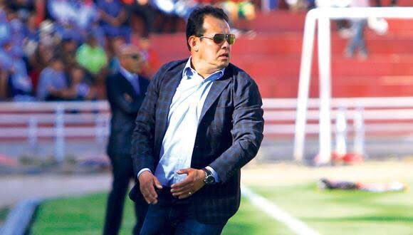 Juan Reynoso no estará frente a Sporting Cristal. El ‘Cabezón’ dirigirá a FBC Melgar a partir de la fecha 6.