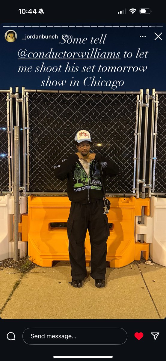 T (@uhhhh_tony) on Twitter photo <a href="/CondtrWilliams/">ConductorWilliams</a> I know this is very random and a long shot. My very talented brother <a href="/_JordanBunch/">Jordan Bunch ๐ท</a> is beyond amazing behind the camera. Heโs very passionate about his craft! Is there any chance he can shoot your show in Chicago? ๐๐พ <a href="/CondtrWilliams/">ConductorWilliams</a> I know this is very random and a long shot. My very talented brother <a href="/_JordanBunch/">Jordan Bunch ๐ท</a> is beyond amazing behind the camera. Heโs very passionate about his craft! Is there any chance he can shoot your show in Chicago? ๐๐พ