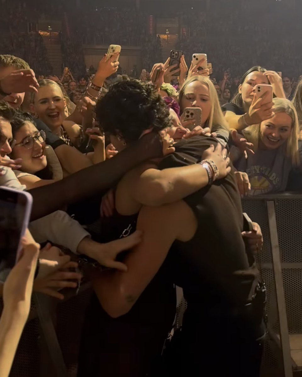 ✨manifesting this for my show ✨