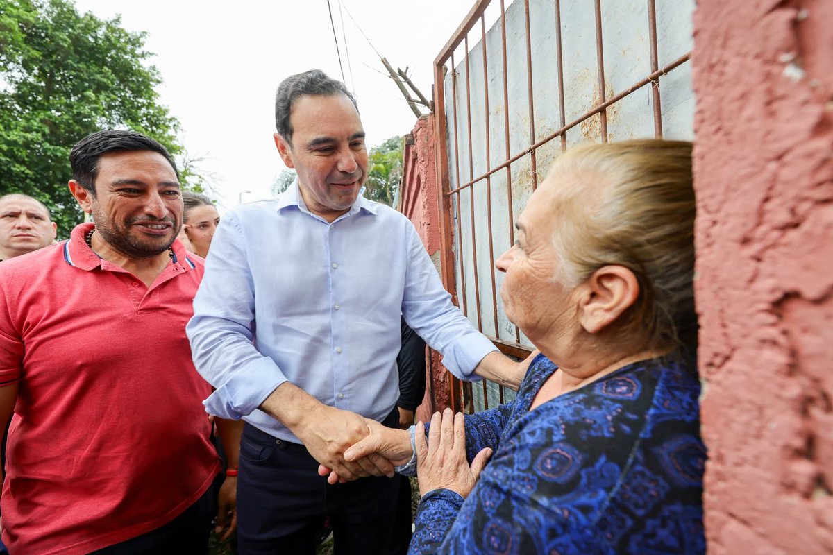 javiersaezok's tweet photo. El #PartidoPopular dijo presente en la multitudinaria caminata de @vamosctesok en el barrio #JuandeVera. https://t.co/uF5uRE9Fy6