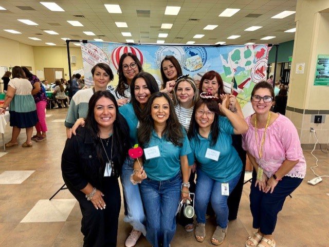 🎉 The JHS LOTE team is ready to kick off an amazing new school year! Let’s make it one to remember! 💪 #DTD #somoskisdlote <a href="/cecilialaraLOTE/">Cecilia Lara</a>