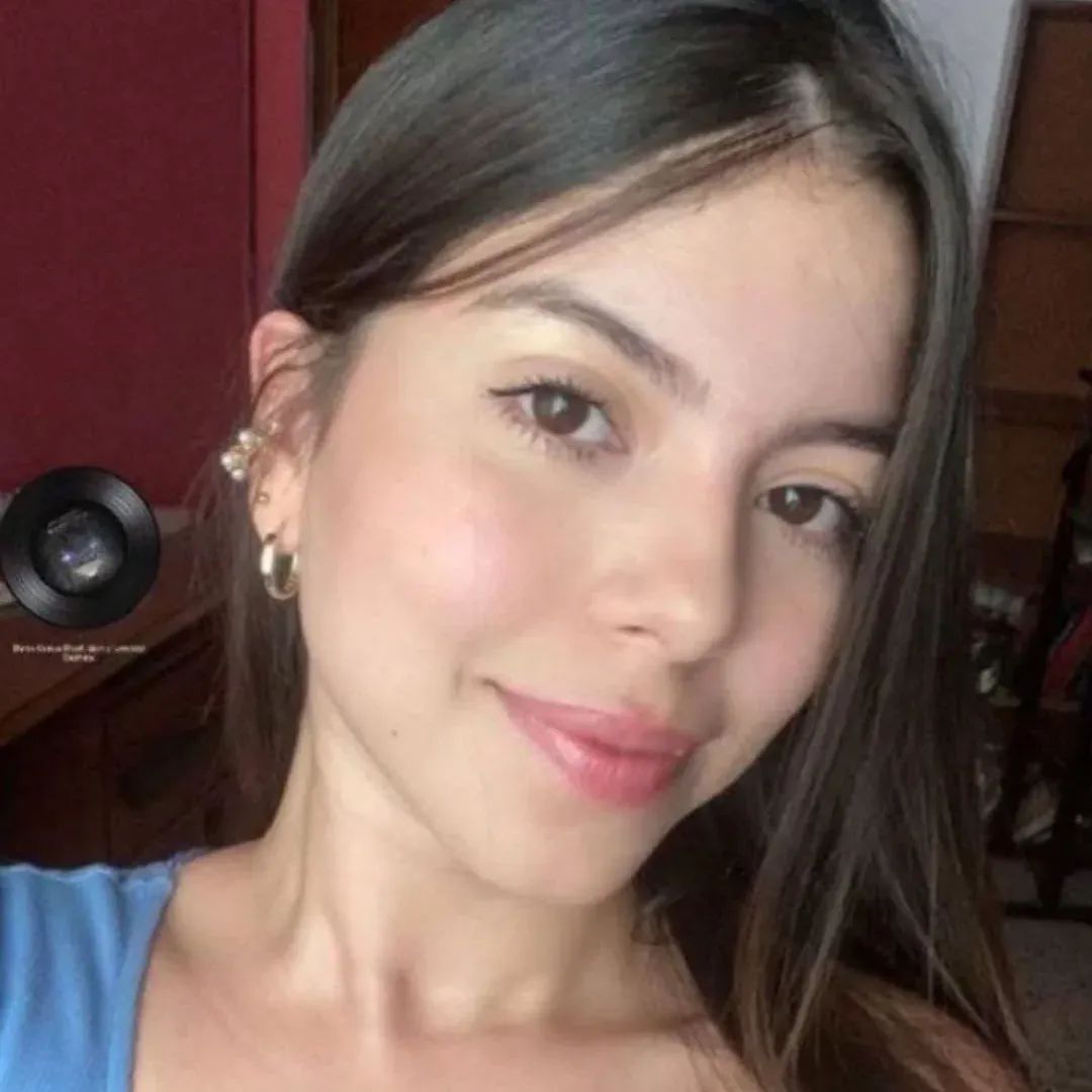 Genesis Medina fue vilmente asesinada por GEORGE KELVIN RANGEL PADILLA (FUNCIONARIO DEL CICPC), mientras  el gobernador de Yaracuy se ha dedicado únicamente a tratar de desviar la atención, para que "no se ensucie el nombre del CICPC".

JUSTICIA PARA GENESIS